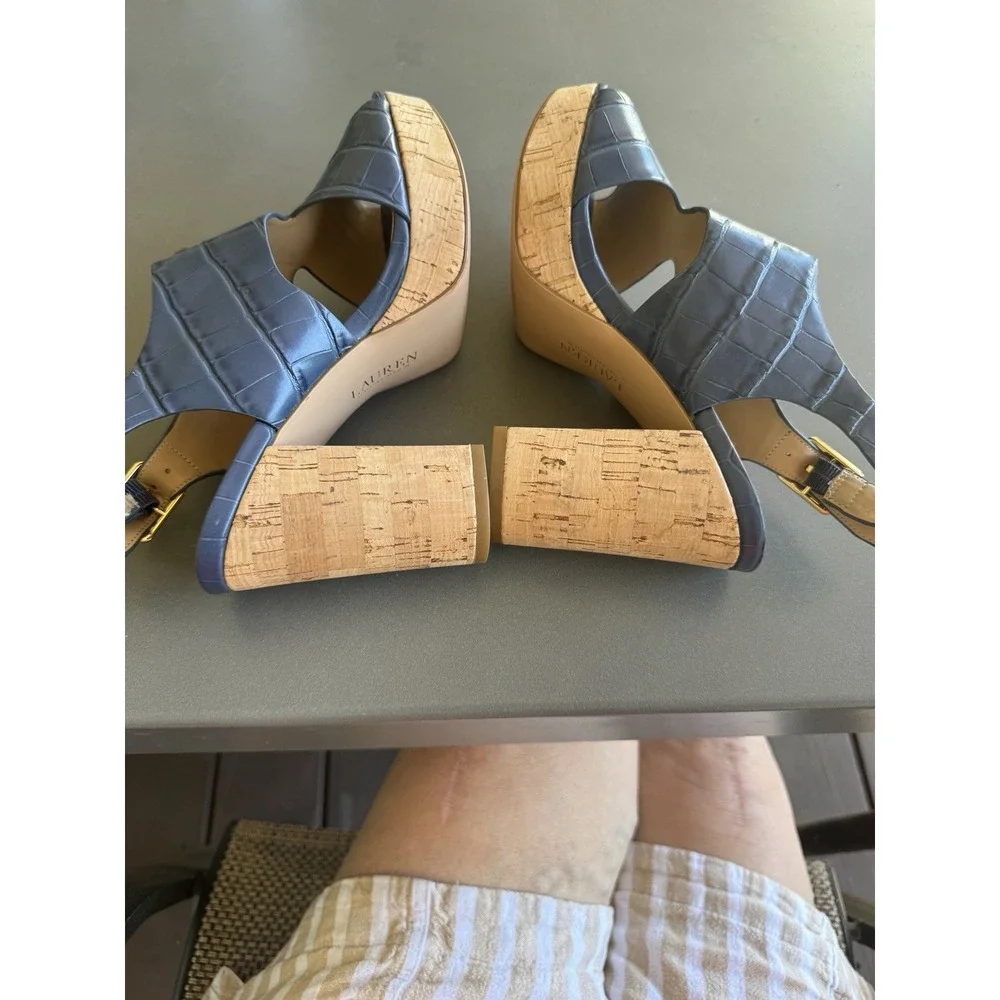 Lauren Ralph Lauren Feona blue Embossed Platform Sandals Buff Size 6